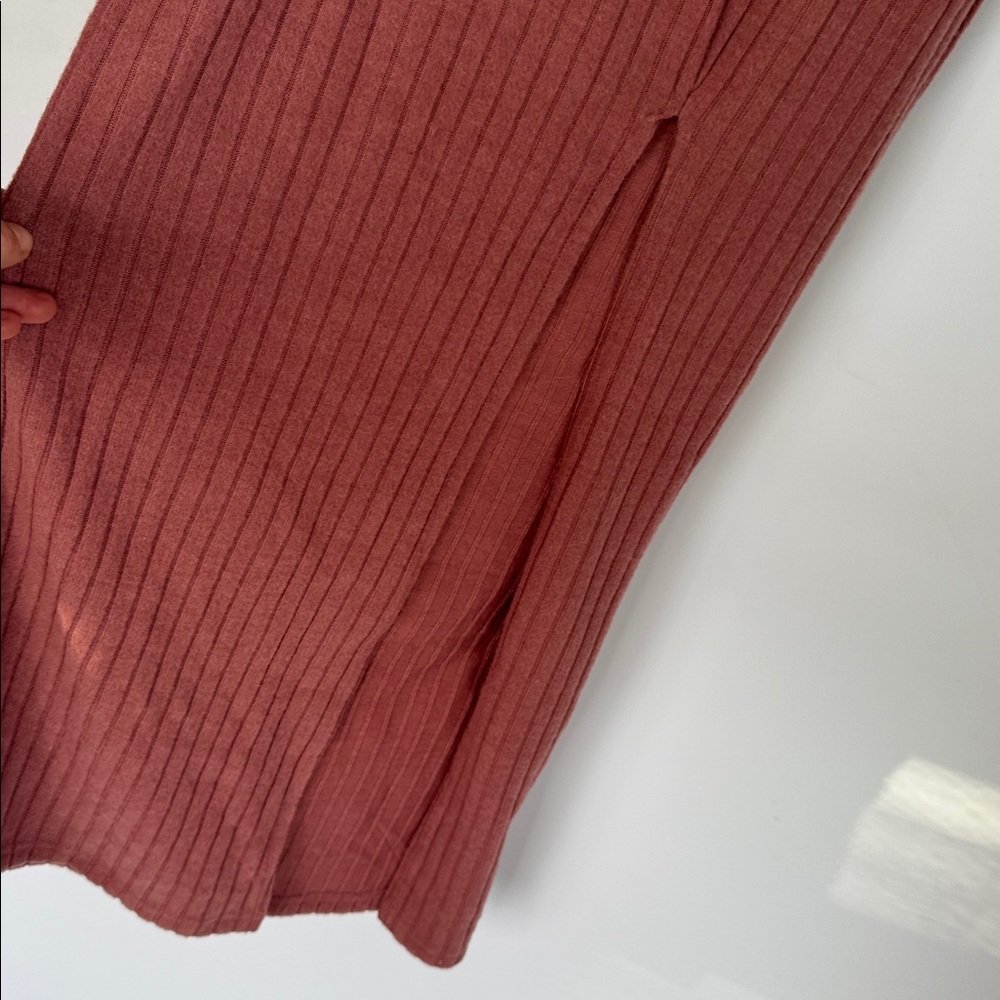 NWT UO Out From Under Bounce Plush Zuki Ribbed Maxi Skirt Size Small - Picture 9 of 12
